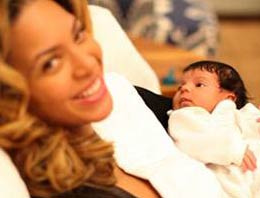 İşte Beyonce'nin kızıyla ilk fotoğrafı