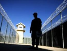 Bagram hapishanesi Afganistan'a devrediliyor Bagram hapishanesi Afganistan'a devrediliyor
